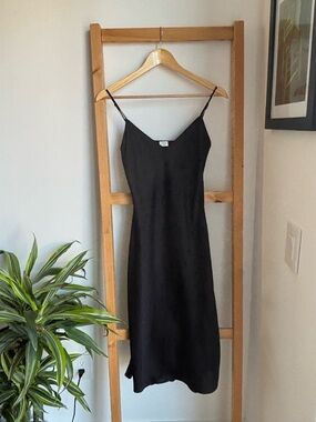 Wilfred Black Midi Slip Dress with Spaghetti Straps